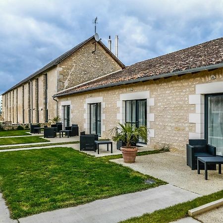 ホテル Domaine Du Normandoux, The Originals Relais Tercé エクステリア 写真