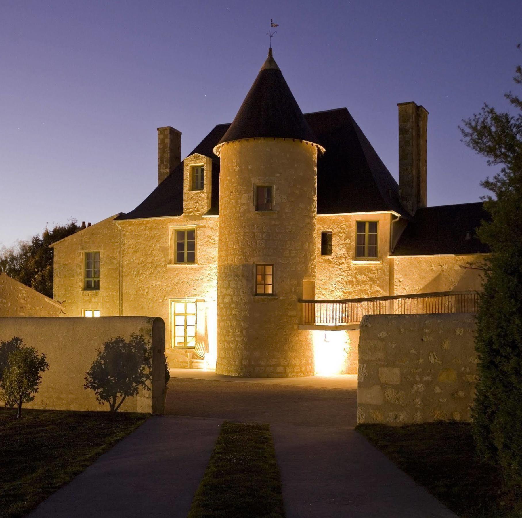 ホテル Domaine Du Normandoux, The Originals Relais Tercé エクステリア 写真