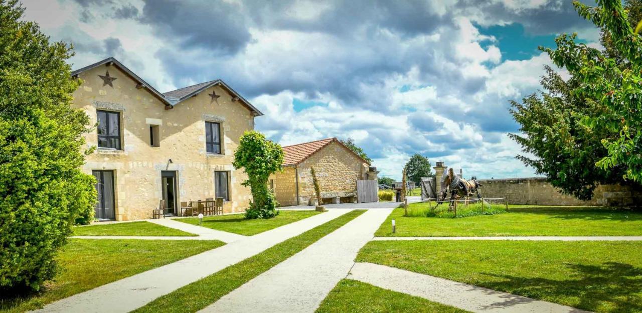ホテル Domaine Du Normandoux, The Originals Relais Tercé エクステリア 写真